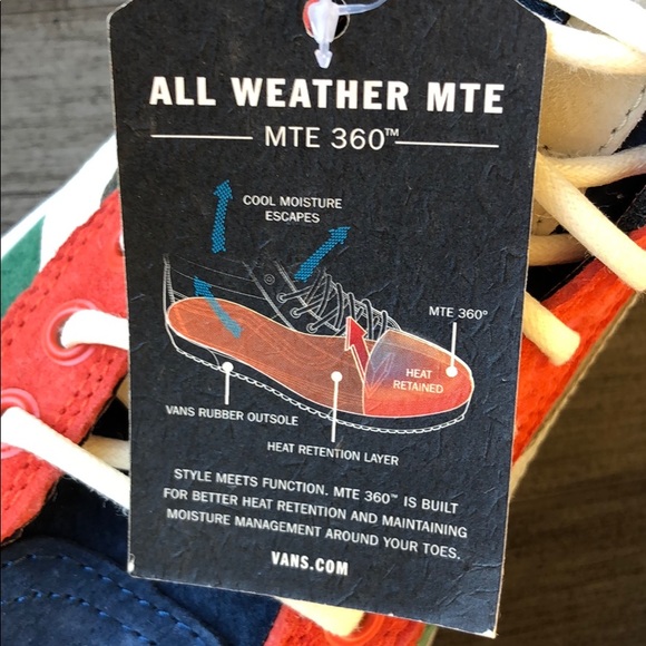 🌴🌼VANS- ALL WEATHER BOOTS🌼🌴 - Picture 3 of 14